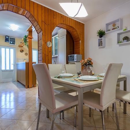 Holiday Villa Anna Primorski Dolac Exterior photo