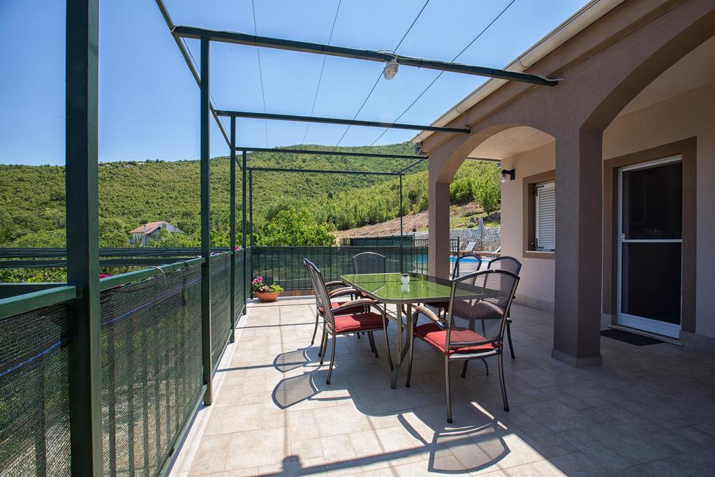 Holiday Villa Anna Primorski Dolac Exterior photo